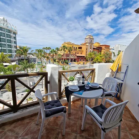 アパート Beachfront No 1 With Heated Pool, Close To Sea And Beach, Balcony, Wifi プラヤ・デ・ラス・アメリカス