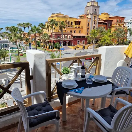アパート Beachfront No 1 With Heated Pool, Close To Sea And Beach, Balcony, Wifi プラヤ・デ・ラス・アメリカス